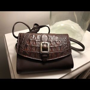 Mark Lifey brown leather clutch wallet